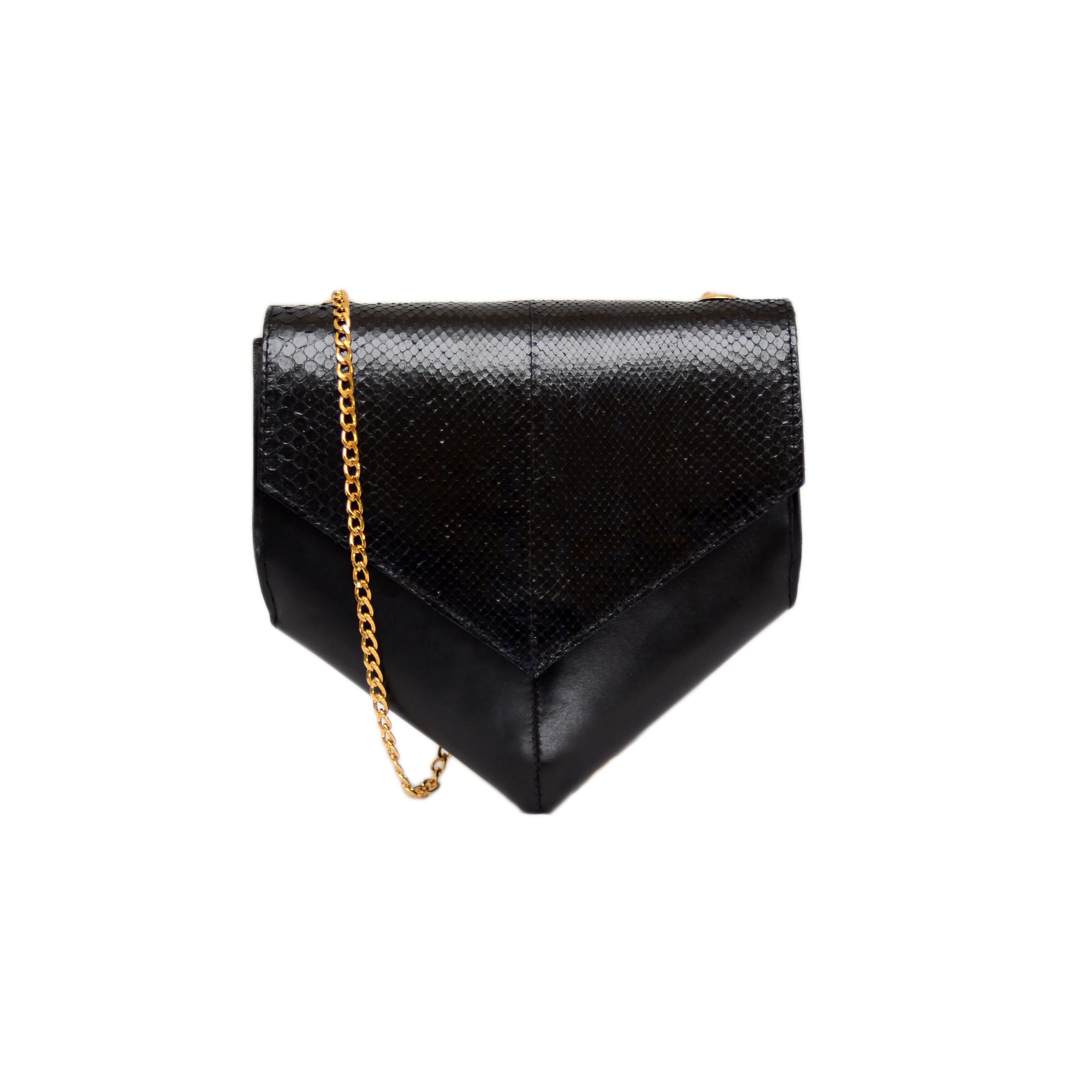 Osa v Python skin bag